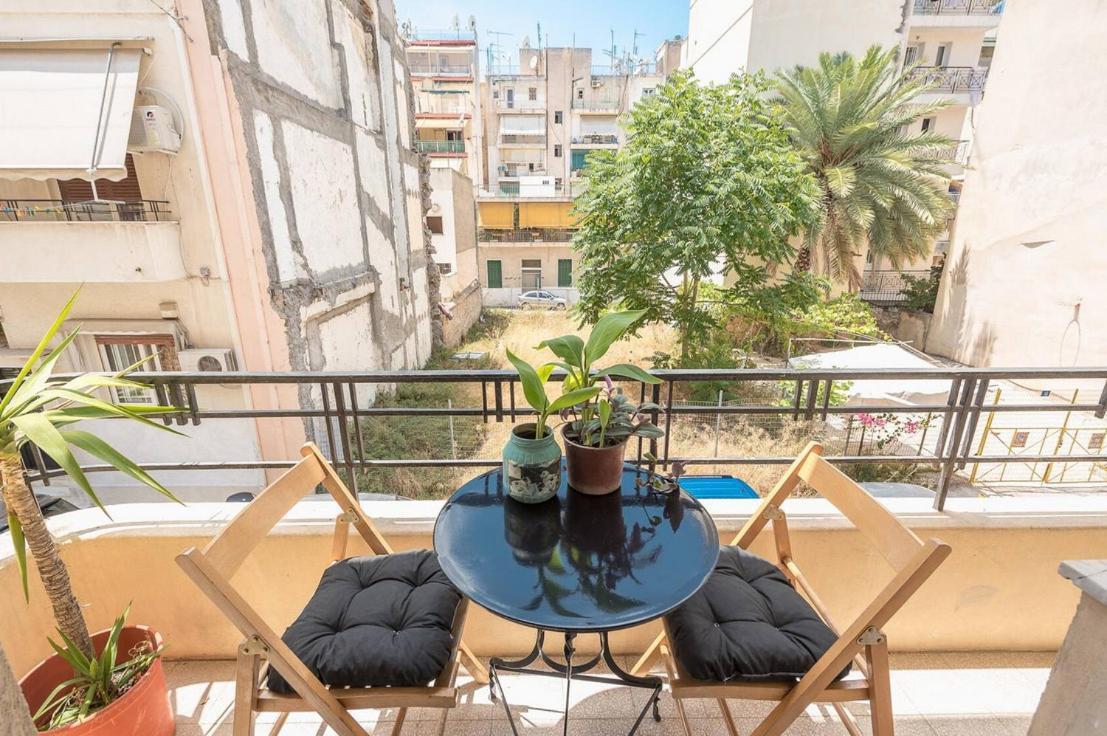 Appartement Casa Pamisou Near Attiki Metro Station à Athènes Extérieur photo